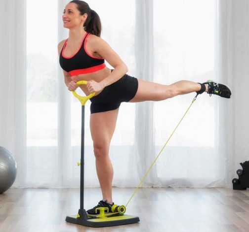 Domácí fitness pomocník k formování hýždí a nohou