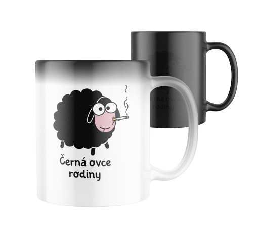 Magický keramický hrnek s potiskem Černá ovce rodiny