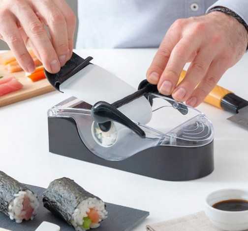 Pomůcka na rolování sushi