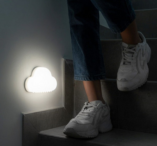 Přenosná LED lampa mráček