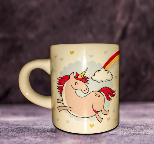 Roztomilý espresso hrnek jednorožec