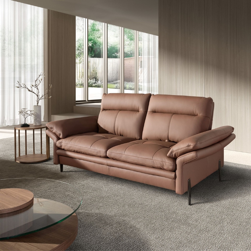 Angel Cerdá Hnědá kožená dvoumístná pohovka No. 6242