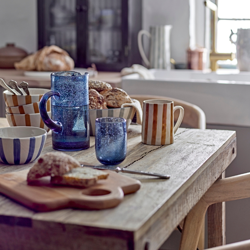 Bloomingville Modrý skleněný džbán Tabby 1