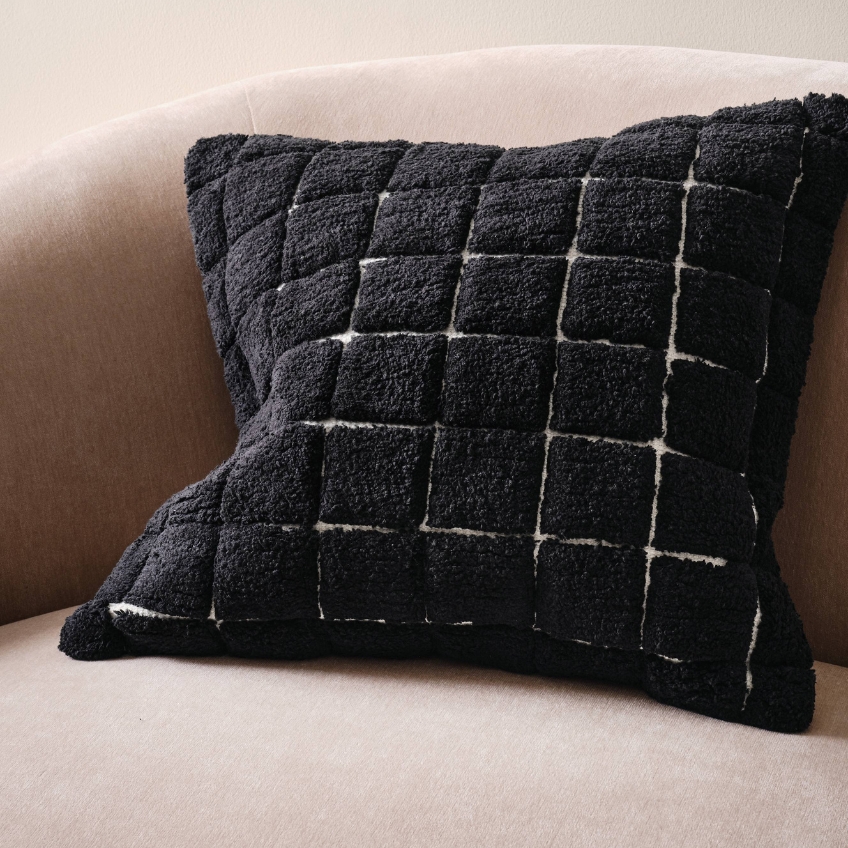 Jotex Černý bavlněný povlak na polštář ERIN 50 x 50 cm