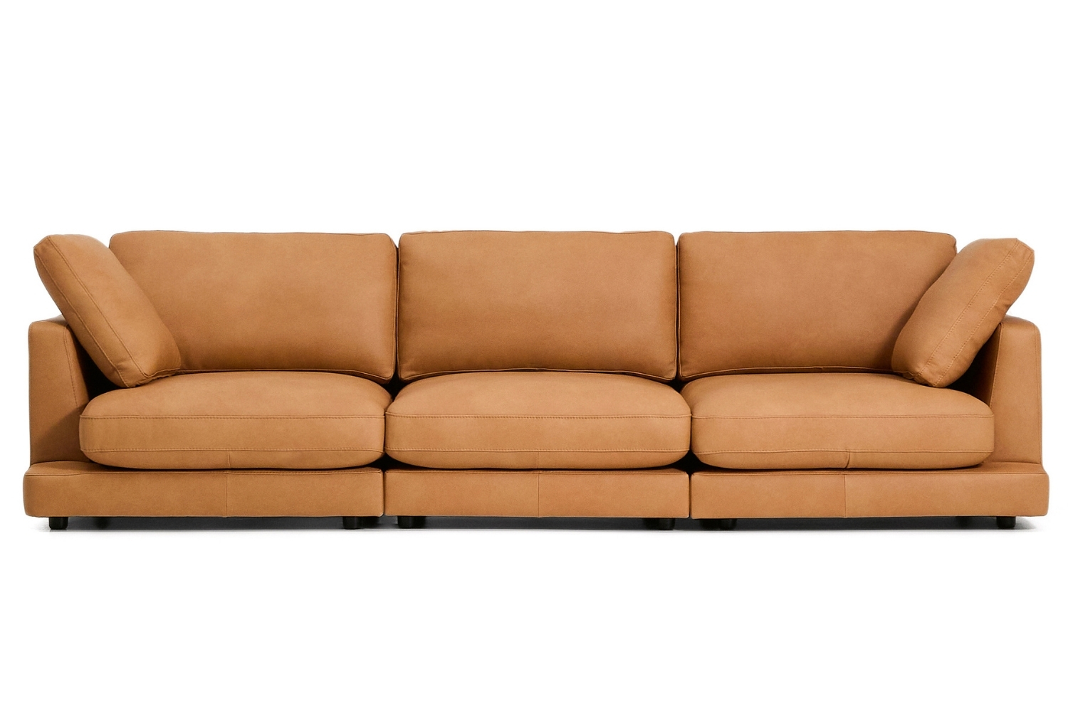 Kave Home Hnědá kožená čtyřmístná pohovka Gala 300 cm